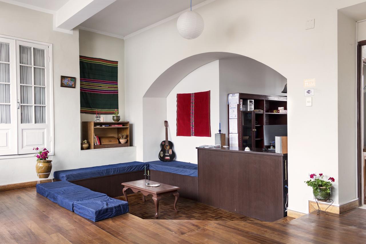 Hostel Casa Blanca סוקרה מראה חיצוני תמונה
